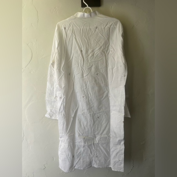 White Kurta shirt from India - Picture 6 of 6